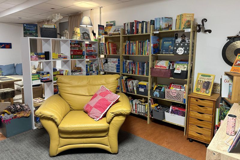 Bücherstube-Lieschen im Leuchttürmchen-Club