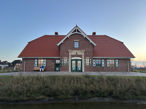 Nordsee Camping Neuharlingersiel -Sanitärgebäude Kapitänshus