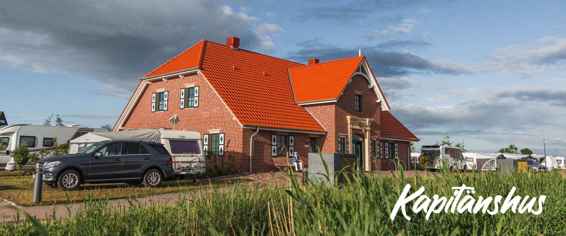 Sanitärgebäude Nordsee-Camping Neuharlingersiel - Kapitänshus